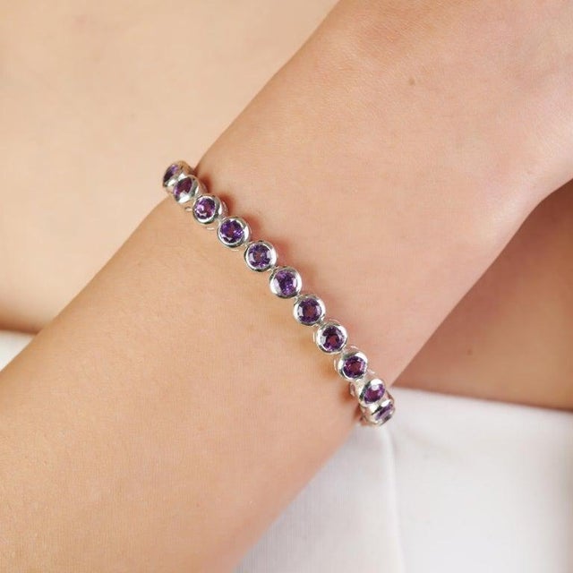 Handmade Round Cut Amethyst Gemstone Tennis Bracelet for Women For Sale - Image 4 of 12