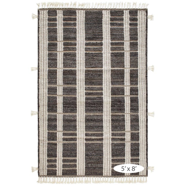 Dash & Albert Marie Flanigan for Dash & Albert Tory Grey/Ivory Hand Knotted Wool Rug, 6' x 9' For Sale - Image 4 of 5