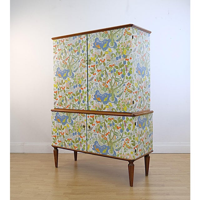 Swedish Cabinet with Josef Frank Paradiset Nordens Flora, Sweden, 1950s For Sale - Image 6 of 12