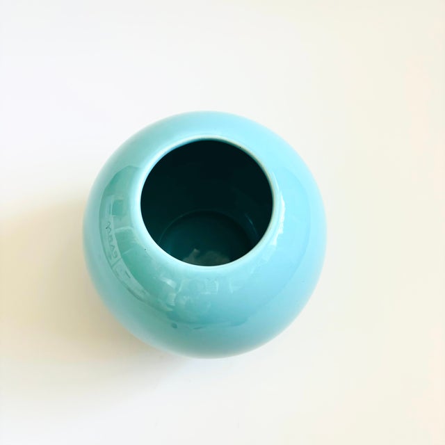 1980s Postmodern Ceramic Blue Orb Vase For Sale - Image 5 of 7