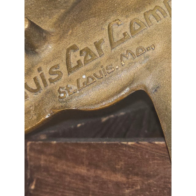 Vintage St. Louis Car Company Brass Horse‑Head Ashtray – Railway Industrial Decor For Sale - Image 10 of 12