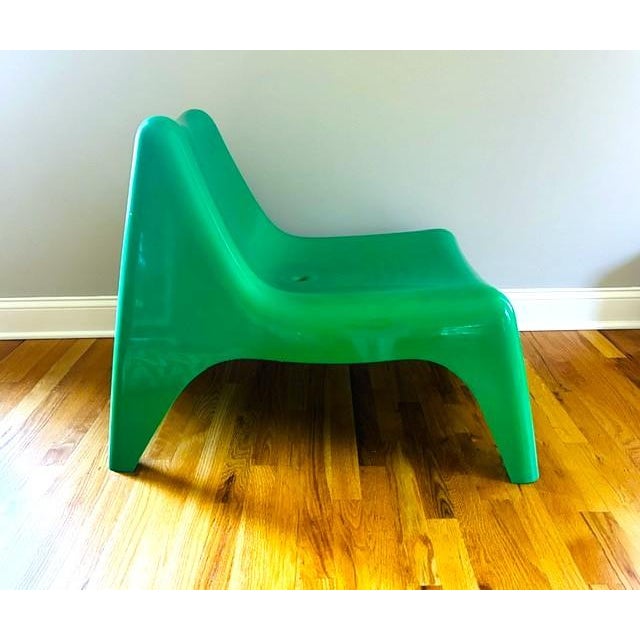 Great looking iconic and sculptural Ikea low slung VAGO lounge chair designed by Thomas Sandell for Ikea circa 1990's. The...