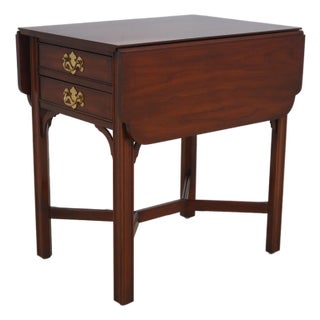 Henkel Harris Cherry Model 5425 Drop Side Pembroke End Table For Sale