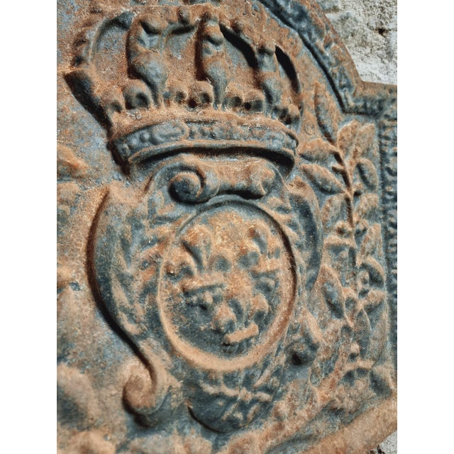 Late 17th Century French Cast Iron Fireback with Crowned Crest For Sale - Image 7 of 11