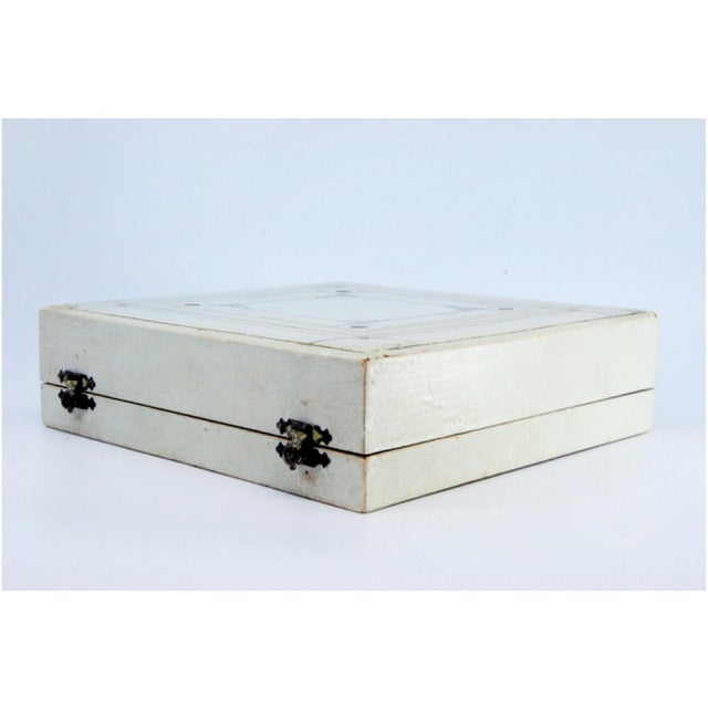 Silver Manicure Case, Set of 6, in Good conditions.