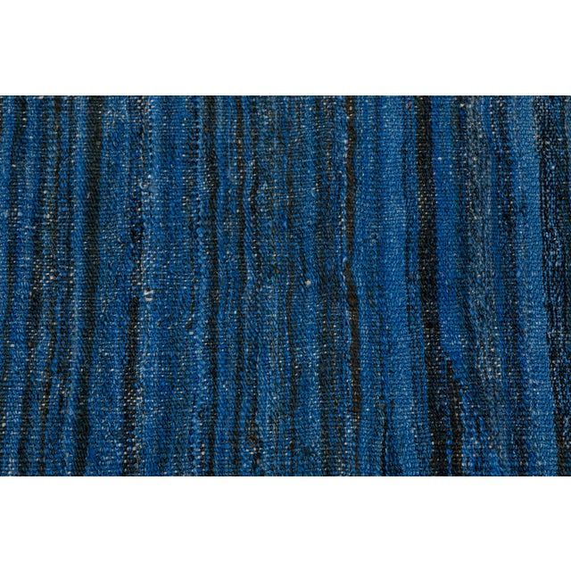 Modern Handmade Deep Indigo Wool Kilim Rug – Minimalist Contemporary Flatweave For Sale In New York - Image 6 of 12