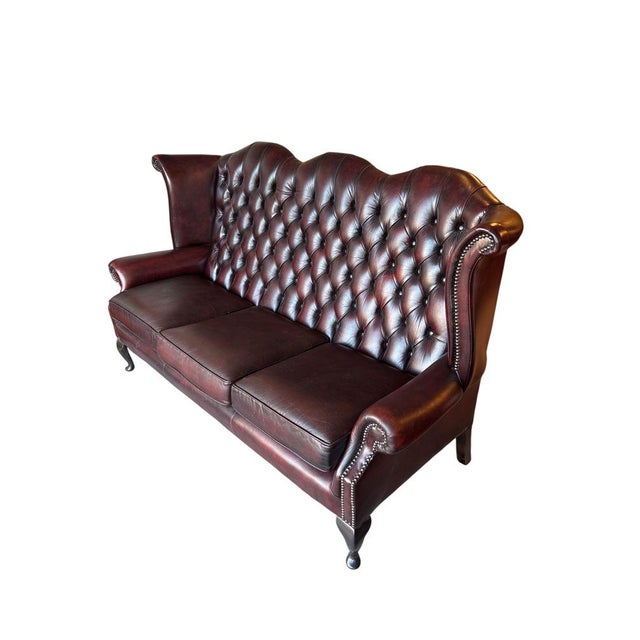 English High-Back Chesterfield Sofa with Queen Anne Legs in Burgundy Leather, 1980s For Sale - Image 3 of 5