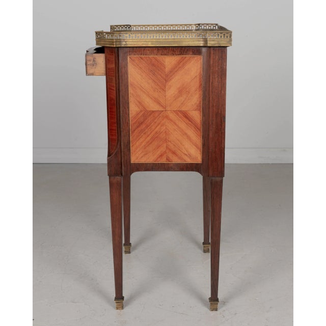 Louis XVI Style Marble Top Nightstand or Side Table For Sale In Orlando - Image 6 of 8