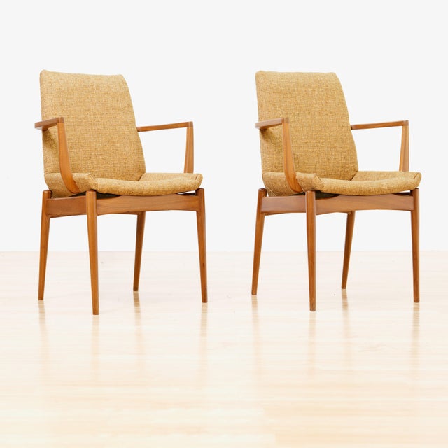 Mid-Century Modern Set of Eight Mid Century Dining Chairs Attributed to Robert Heritage for Archie Shine For Sale - Image 3 of 12