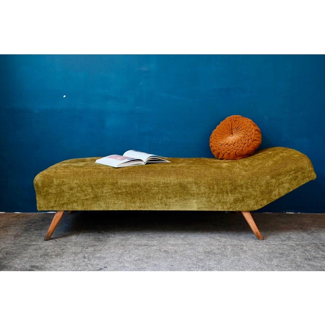 Mid-Century Daybed with Compass Legs in Olive Green Velvet, 1950 For Sale - Image 10 of 10