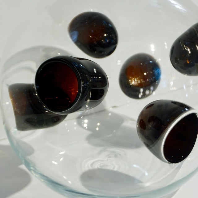 Vistosi Murano 1980s Vistosi Post Modern Purple Wine Color & Crystal Murano Glass Round Vase For Sale - Image 4 of 12