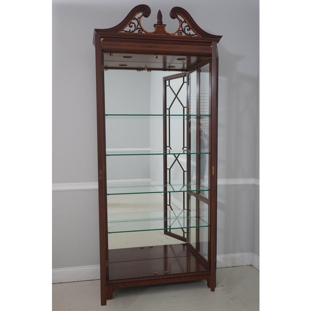 Karges Furniture Karges Beveled Glass Chippendale Mahogany Curio Cabinet For Sale - Image 4 of 16