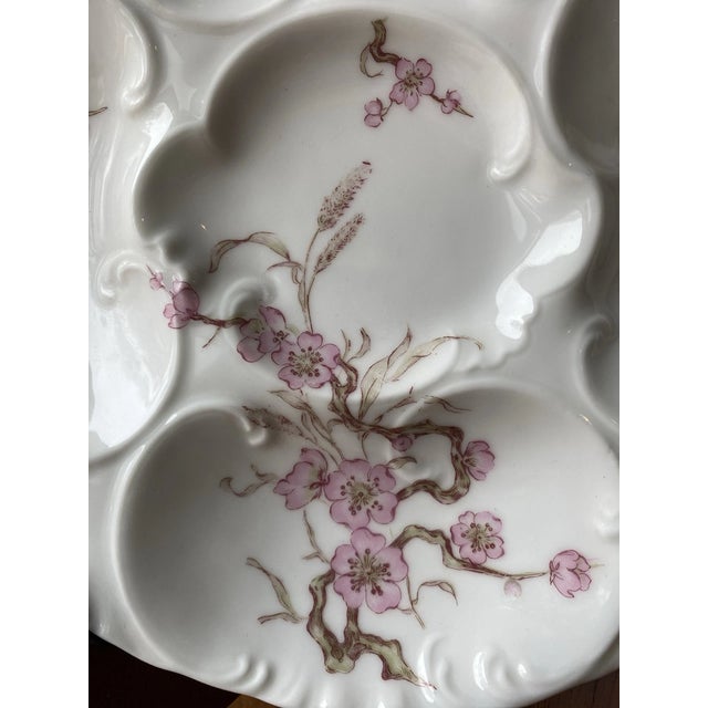 Abstract Vintage French Haviland & Co. Limoges Pink Wildflower Scalloped Oyster Plate For Sale - Image 3 of 4