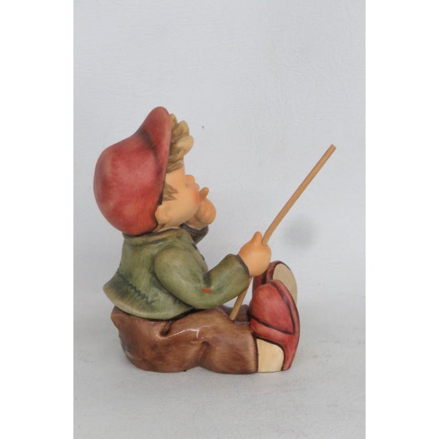 Hummel Goebel Germany European Wanderer 2060 Porcelain Ceramic Figurine 5082b For Sale - Image 4 of 13