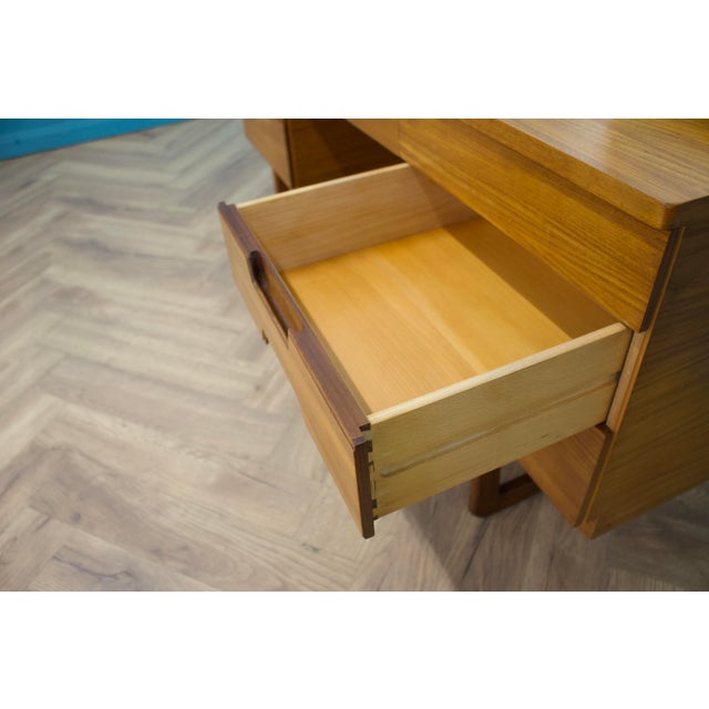 Brown Vintage Teak Dressing Table from Uniflex, 1960s For Sale - Image 8 of 12