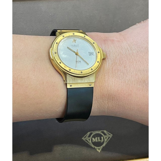 Hublot MDM 1581.3 18 Karat Yellow Gold Unisex Automatic Watch, White Dial For Sale - Image 9 of 18