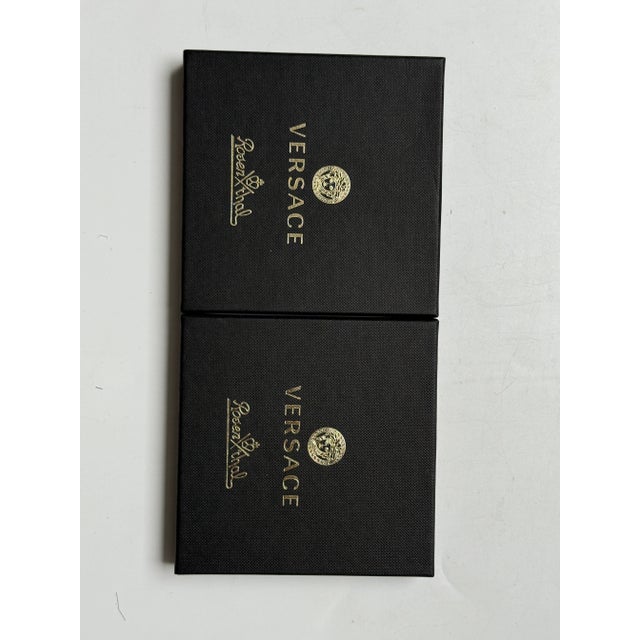 2000 - 2009 Etoiles de la Mer Plates by Versace for Rosenthal, 2000s, Set of 2 For Sale - Image 5 of 8