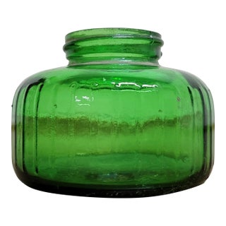 Vintage Emerald Green Glass Ribbed Decorative Inkwell Bottle or Bud Vase For Sale