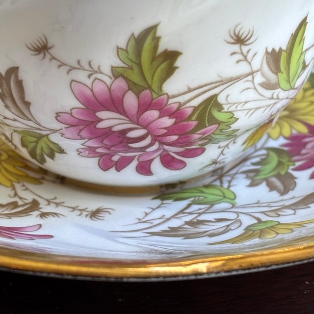 Mid-20th Century English Bone China Teacup For Sale - Image 4 of 15
