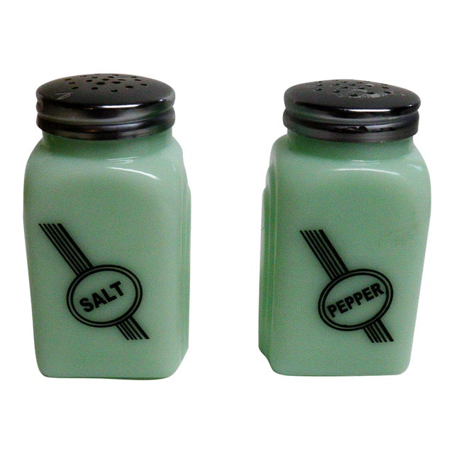 1930s Art Deco Jadeite Salt & Pepper Shakers For Sale