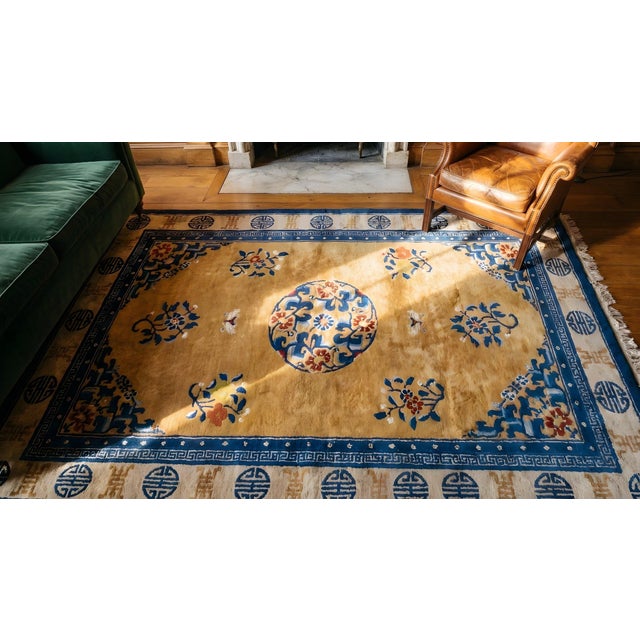 Early 20th Century Chinese Silk Carpet For Sale In New York - Image 6 of 7
