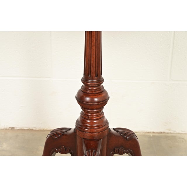 Brown Smith & Watson Georgian Mahogany and Burl Wood Pedestal Tea Tables, Pair For Sale - Image 8 of 11