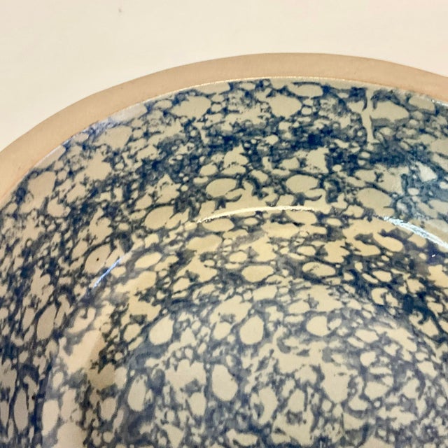 Cornflower Blue 1996 Vintage Americana Folk Art Blue Sponge Wear Bowl, Artist Signed. For Sale - Image 8 of 12