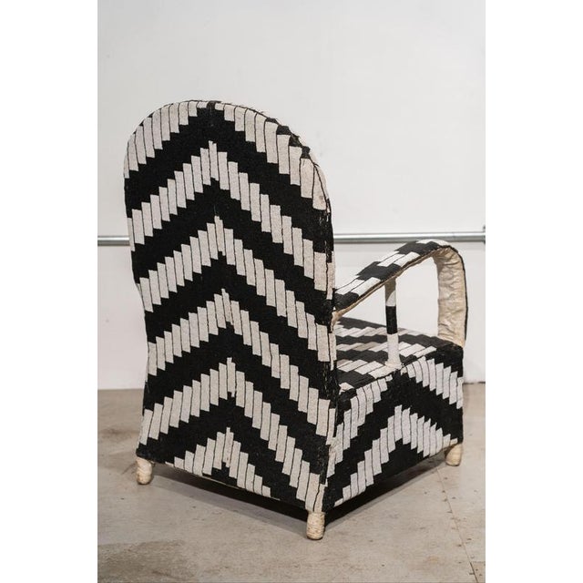 Yoruba Royal Beaded Chair with Geometric Black and White Motif, West Africa For Sale - Image 4 of 8
