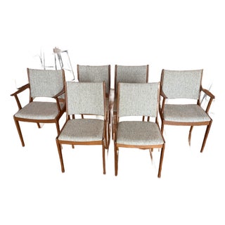 Set of 6 Mid Century Modern Dining Chairs in Tweed Fabric For Sale
