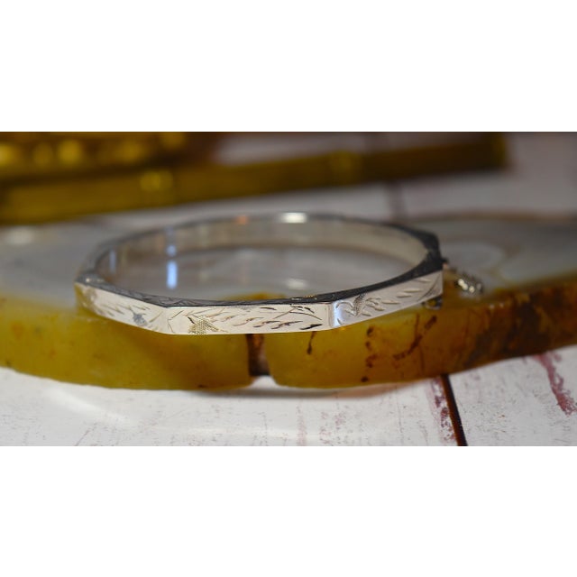 Vintage Engraved Octagon Shaped Hinged Sterling Silver Bangle Bracelet I loved this shape on this sterling silver...