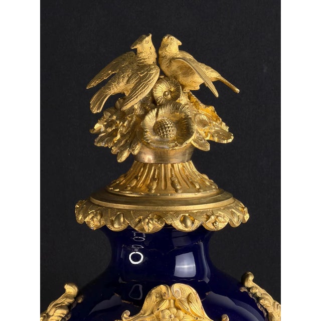 Antique Napoleon III Mantel Clock in Bleu De Sèvres Porcelain and Chased Ormolu, 1865 For Sale - Image 12 of 17