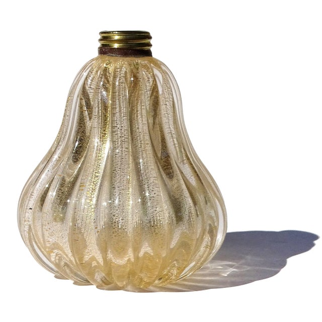 Murano Seguso Murano Ribbed Gold Flecks Vintage Italian Art Glass Decorative Vanity Perfume Atomizer Bottle With Label For Sale - Image 4 of 5