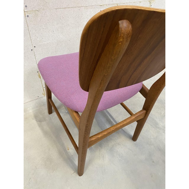 Model 62 Dining Chair attributed to Ib Kofod-Larsen For Sale - Image 4 of 12