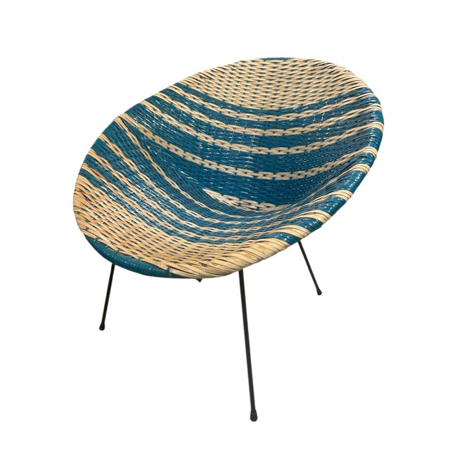 Mid-Century Modern 1960s Space Age Bali Pop Art Armchair in Woven Vinyl | Mid-Century Modern For Sale - Image 3 of 11
