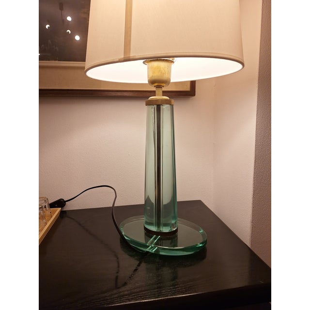 Mid-Century Modern Model 2206 Table Lamp in Brass and Glass by Max Ingrand for Fontana Arte, 1950s For Sale - Image 3 of 18