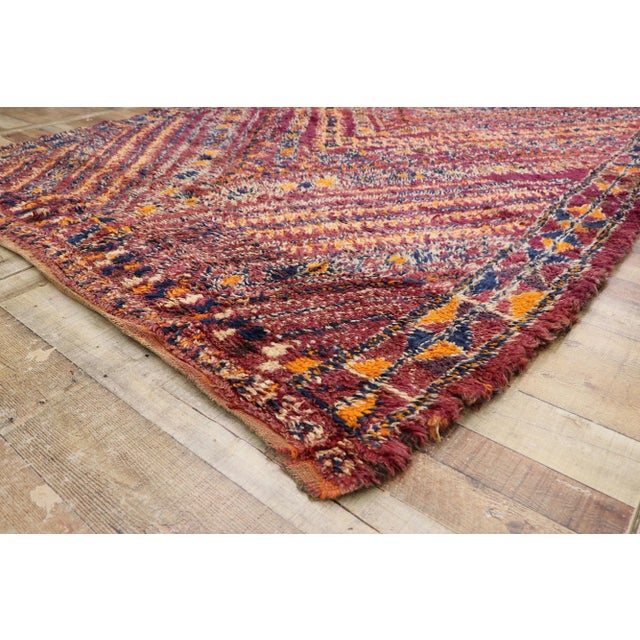 Vintage Berber Beni M'Guild Moroccan Rug - 06'08 X 09'09 For Sale In Dallas - Image 6 of 9