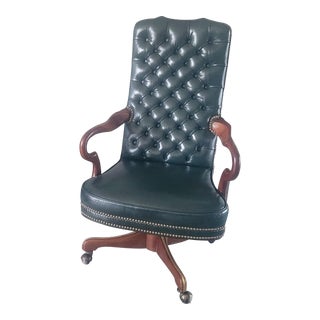 Late 20th Century Leather Craft Swivel-Tilt Tufted Leather High-Back Executive Chair For Sale