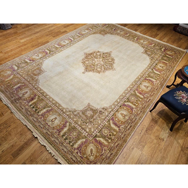 Late 19th Century 19th Century Handwoven Amritsar Rug, Wool Medallion Design, 10' x 13' For Sale - Image 5 of 18