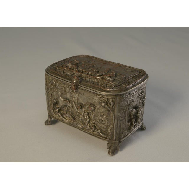 Silver-Plated Embossed Copper Box, Early 19th Century For Sale - Image 10 of 15
