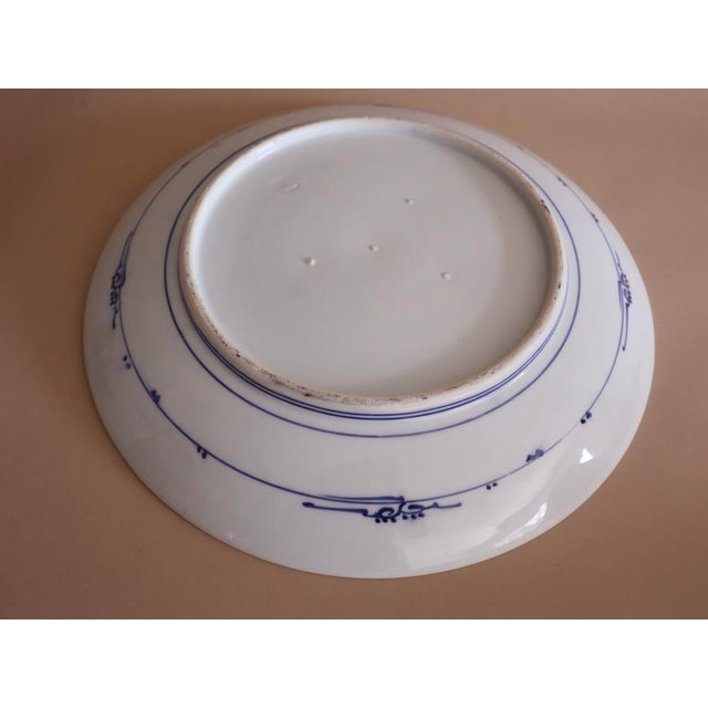 Early 20th Century Large Early 20th Century Blue & White Plate For Sale - Image 5 of 5