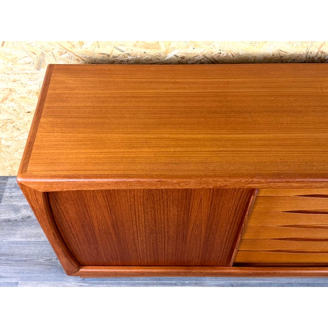 Vintage Teak Sideboard from Dyrlund, Denmark, 1970s For Sale - Image 11 of 18
