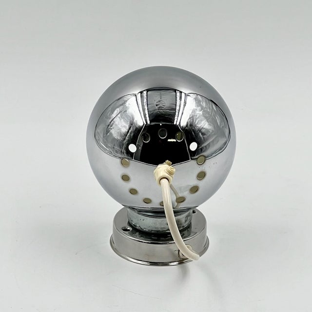 Reggiani Mid-Century Modern Chrome Eyeball Table Lamp by Goffredo Reggiani for Reggiani, 1960s For Sale - Image 4 of 11
