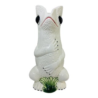 Vintage Mottahedeh Fine Porcelain Hobnail Frog Pitcher For Sale
