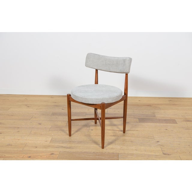 Mid-Century Teak Dining Chairs by Ib Kofod-Larsen for G-Plan, 1960s, Set of 10 For Sale - Image 4 of 17
