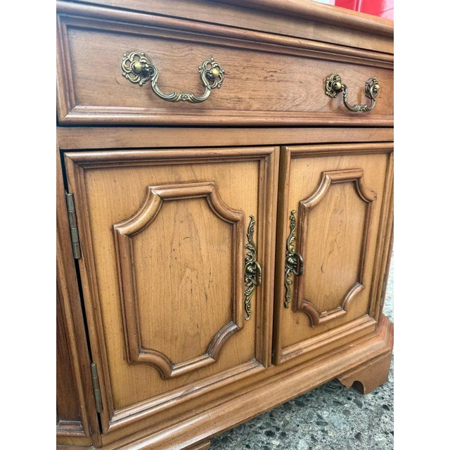 Brown 1990s Century Furniture Cardella Collection Nightstands - A Pair For Sale - Image 8 of 13