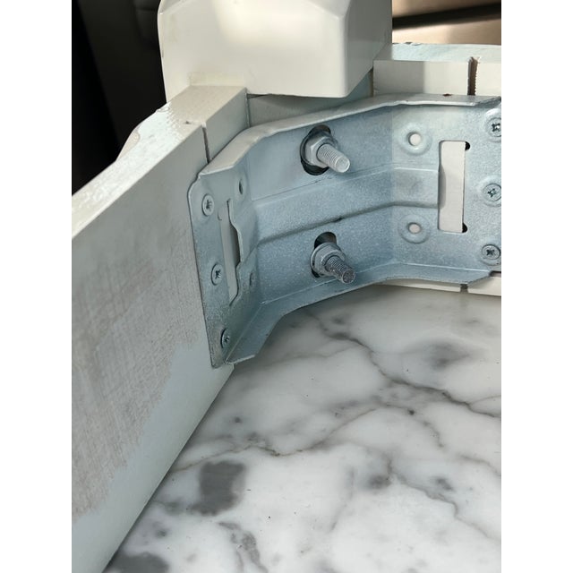 2000 - 2009 Vintage Williams Sonoma Carrara Marble Table For Sale - Image 5 of 16