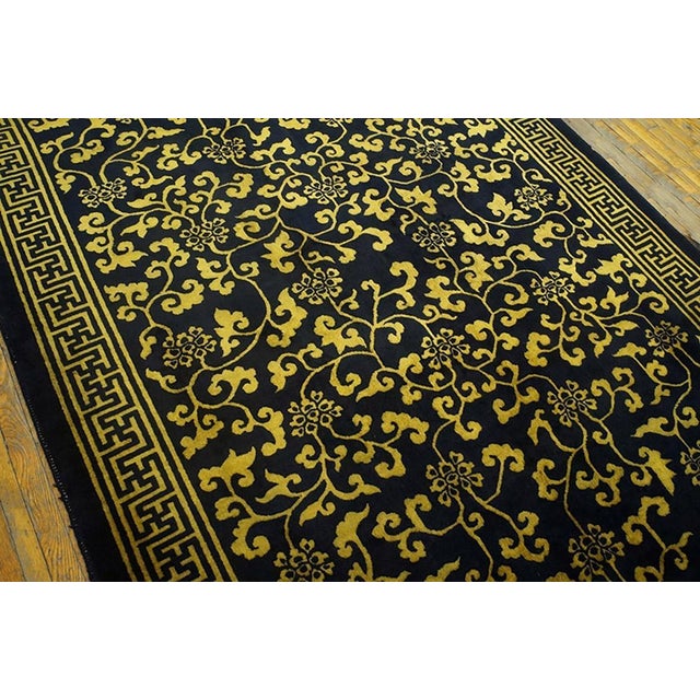 Chinese 1920s Black Floral Antique Chinese Rug 6' 0'' X9' 8'' Handknotted Wool Carpet For Sale - Image 3 of 5