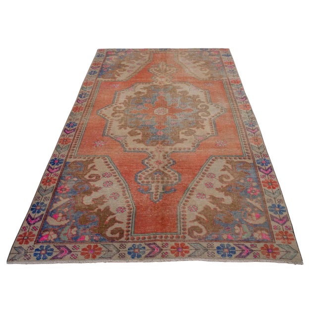 1970s Distressed Low Pile Turkish Rug Vintage Area Rug - 4'3" X 7'10" For Sale - Image 5 of 15