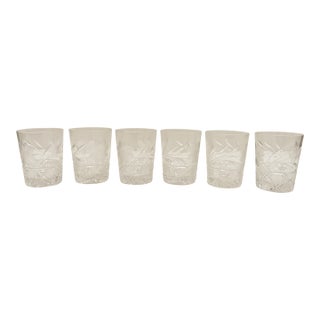 Brilliant Period Style Cut Glass Daisy Pattern Rocks Glasses Set of 4 For Sale