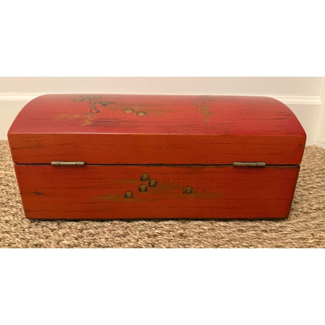Vintage Chinoiserie Cinnabar Box For Sale - Image 4 of 12